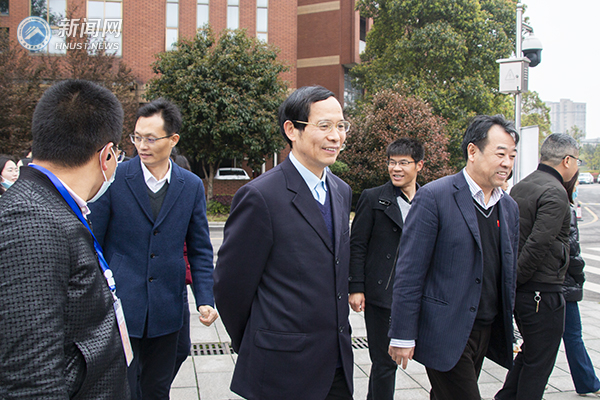 6a43b24913ff435e85ba7f0b5a511edc.png 校企1.png