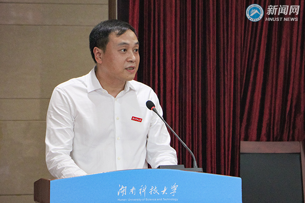 86b594d7570e4ba1a85f919ddf77f6c6.jpg 工会7.jpg