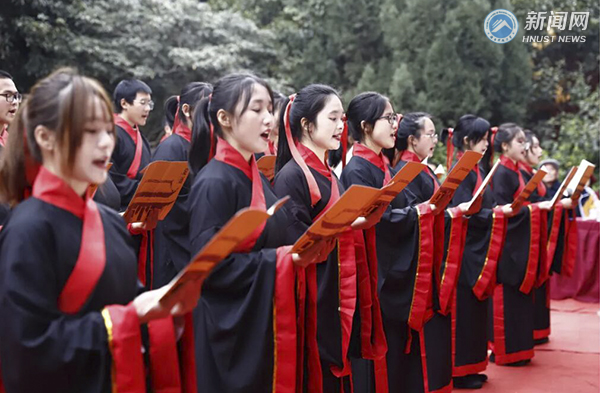 1a2b27db1fac4216870d6189b39762cf.jpg 礼成5.jpg