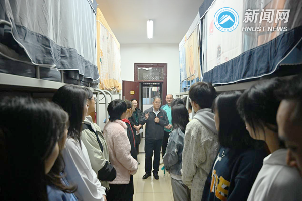 7b972451bb184a35a7dc814c0d39ea3d.png 体育1.png