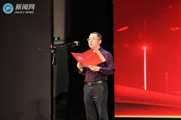 6215b13eca8542b09be0b23d38064ba2.jpg 读书日8.jpg