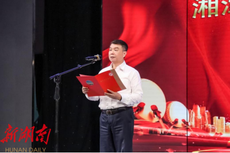 82d2e534e45d43b9bcc655a6dc4591be.png 1.png