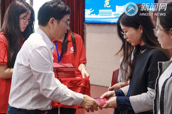 cc04248604ef4c77924a066a60efaab5.jpg 结业2.jpg